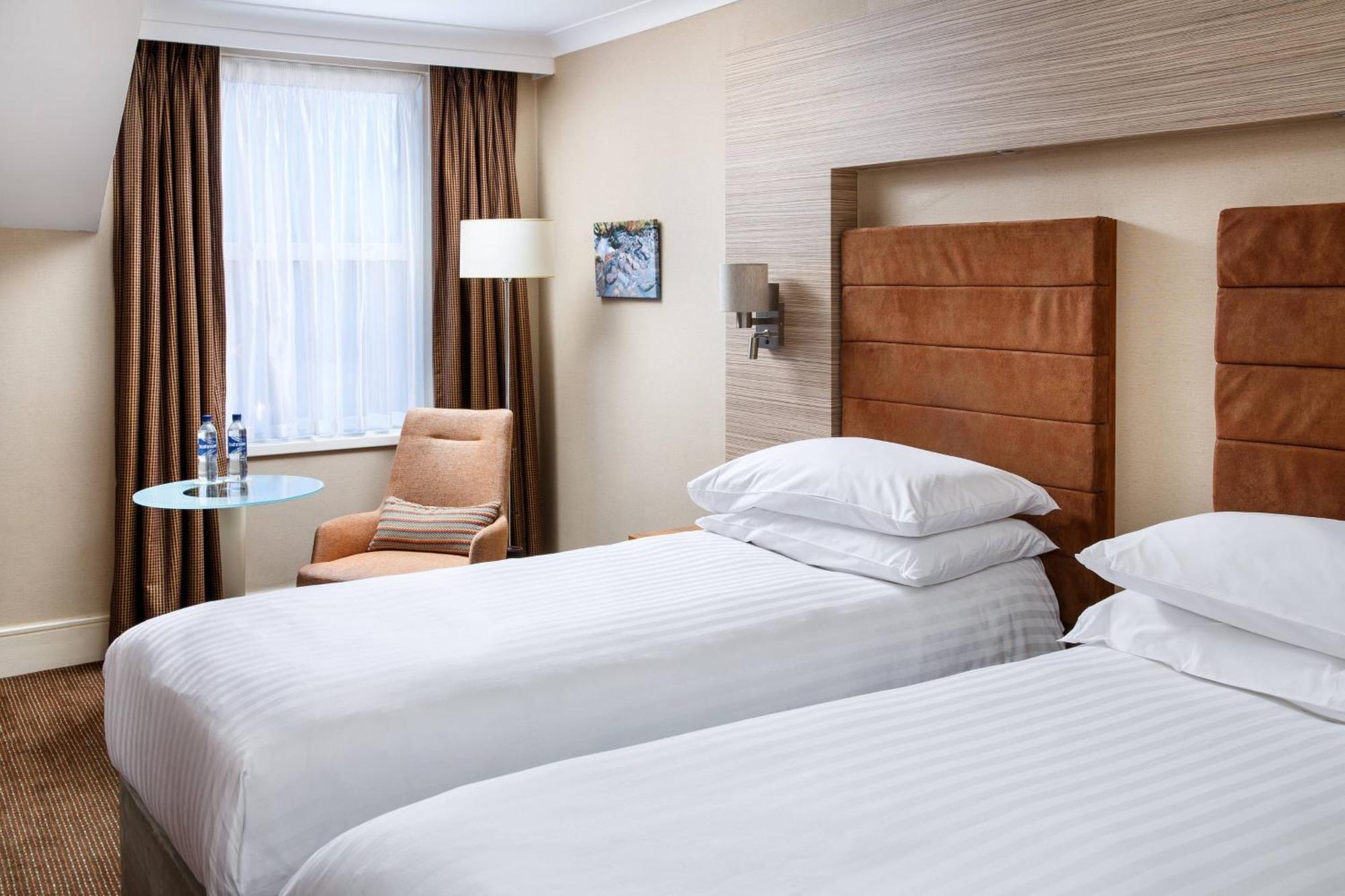 Delta Hotels By Marriott Cheltenham Chase Brockworth Luaran gambar