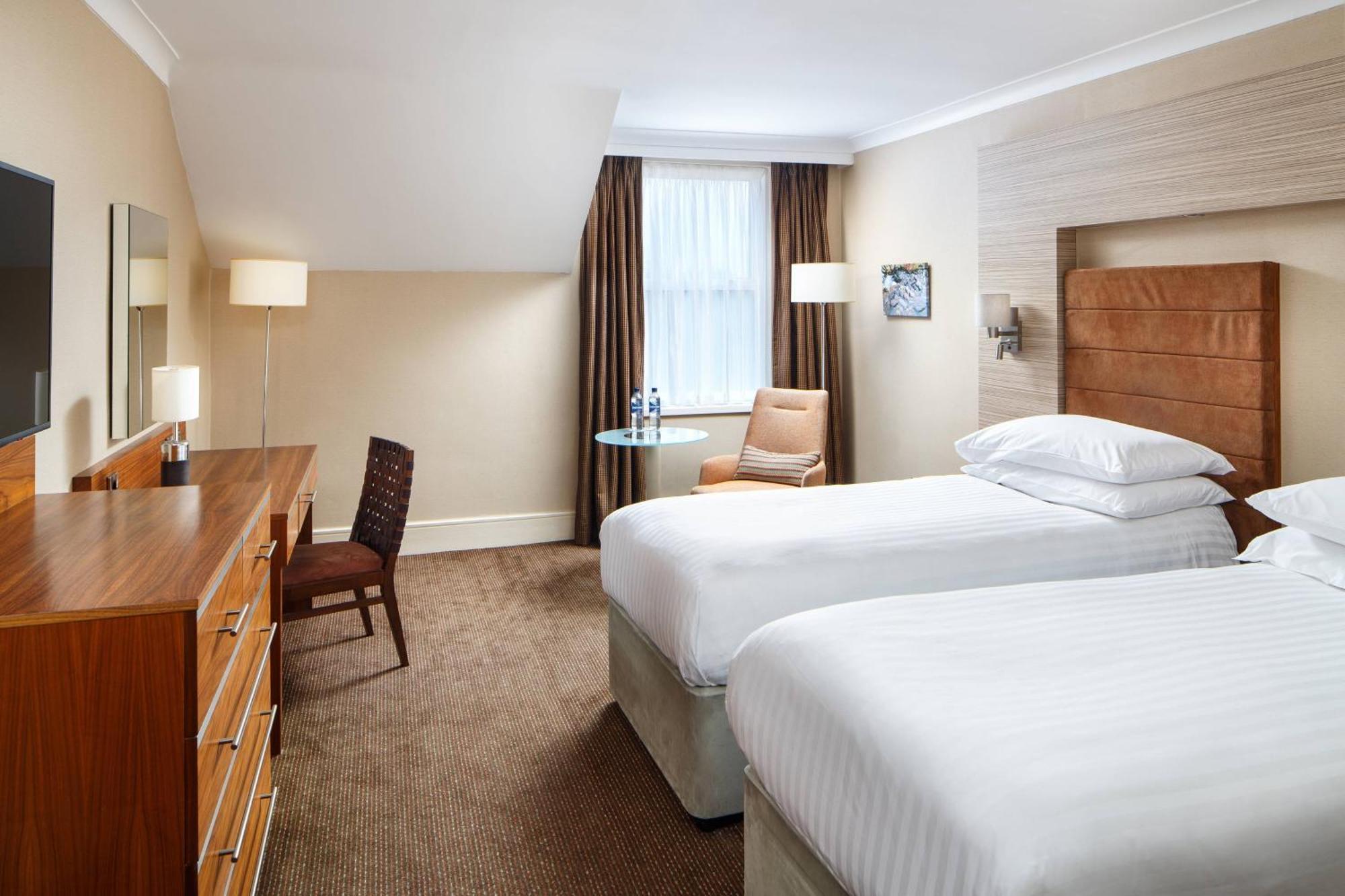 Delta Hotels By Marriott Cheltenham Chase Brockworth Luaran gambar